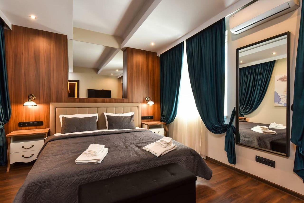 Palace Of Culture 2-Bedroom Retreat On Skobelev Blvd Sofia Exterior photo