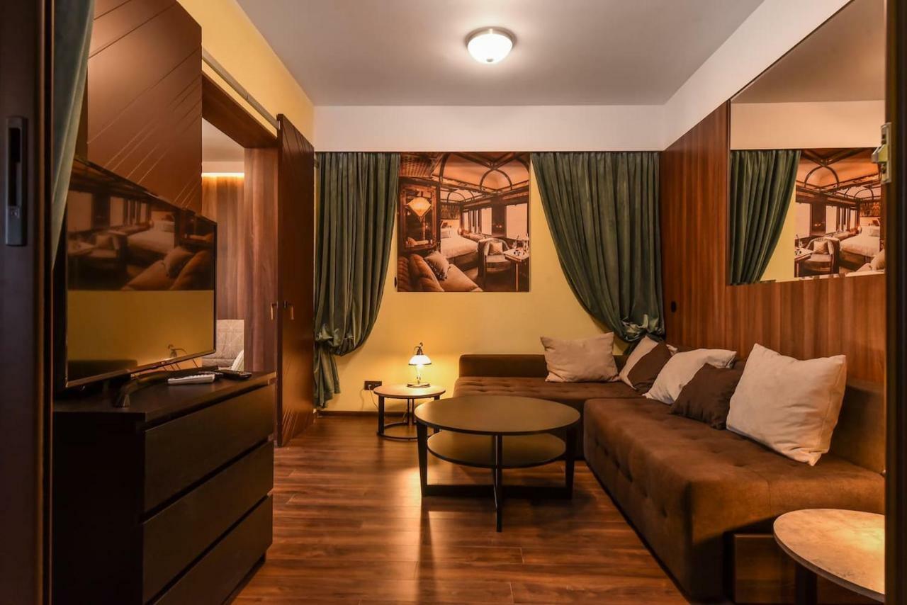 Palace Of Culture 2-Bedroom Retreat On Skobelev Blvd Sofia Exterior photo